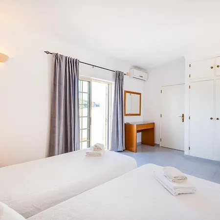 Casa de Férias Nina *