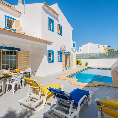 بيت للعطل Nina